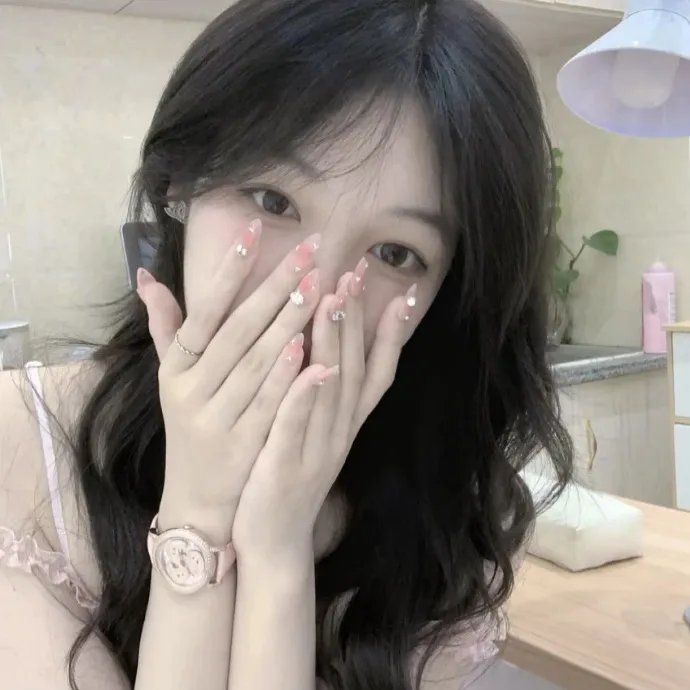 夜幕女王 海报