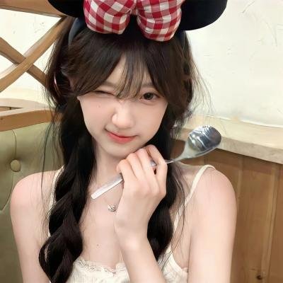 亚瑟和莉莉 海报