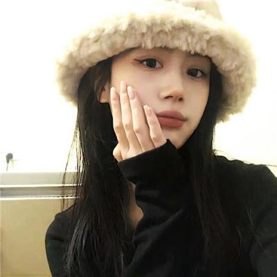 残破的娃娃 海报
